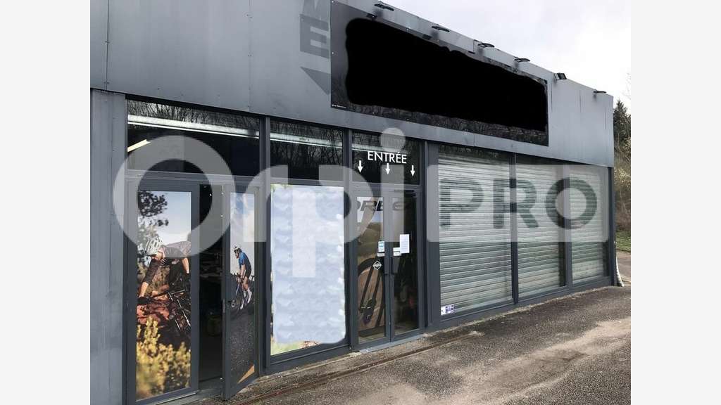 A louer local 280m² en excellent état à Feytiat