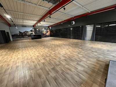 A louer local 280m² en excellent état à Feytiat