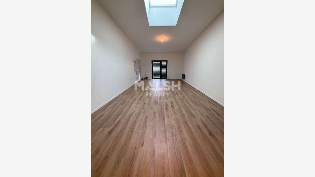 Local commercial rénové 55m² à Givors 2 Vallées