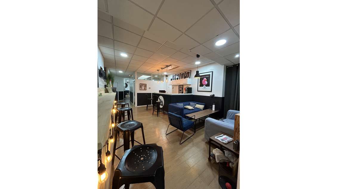 A louer local 319m² à Grenoble Cours Jean Jaurès