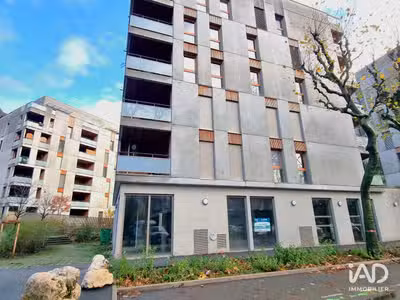 A louer boutique 120m² à Grenoble Esplanade