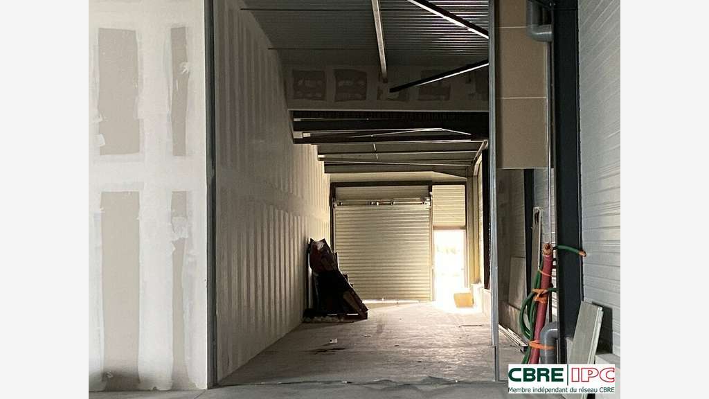 A louer local commercial 893m² retail à Hagetmau