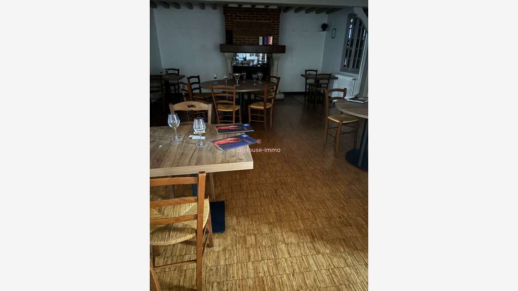 A louer murs hôtel restaurant 1080m² à Lillebonne