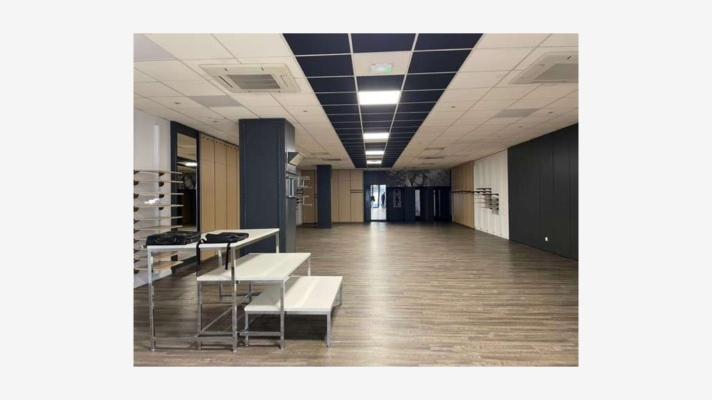 A louer local commercial 260m² à Alençon