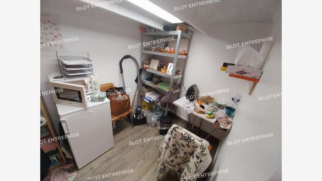 Cession droit au bail local 60m² empl N°1 Brest