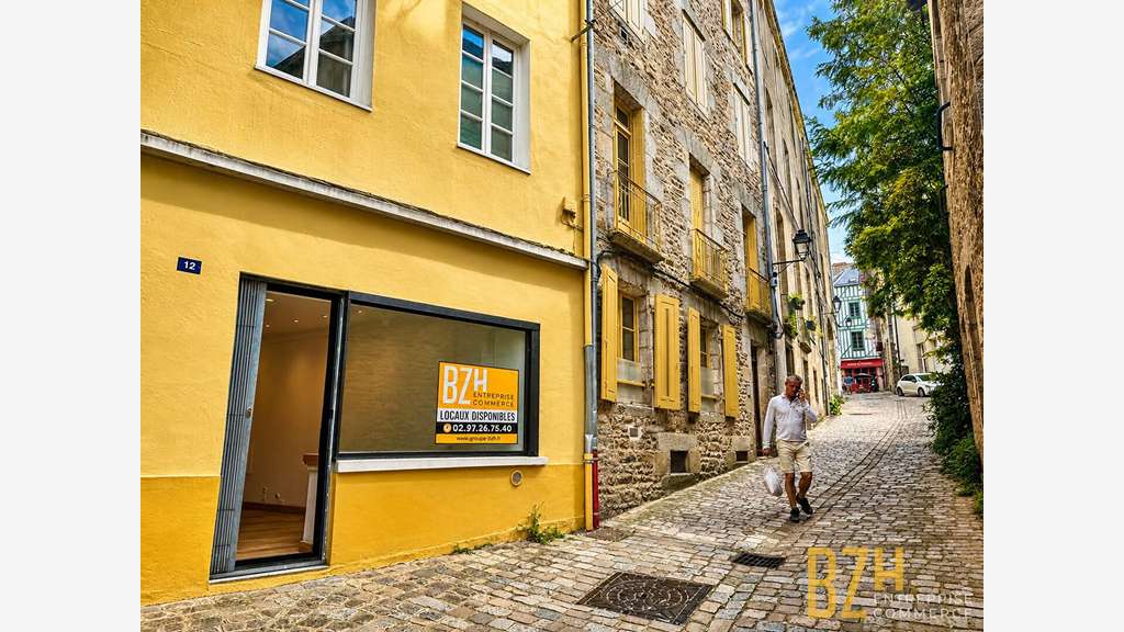 En exclusivite à louer local 23m² à Vannes centre