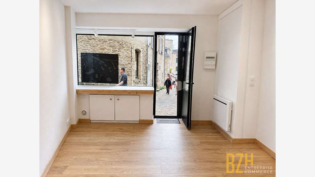 En exclusivite à louer local 23m² à Vannes centre