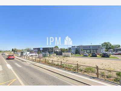 A louer local commercial 32m² Zone du Tubé Istres