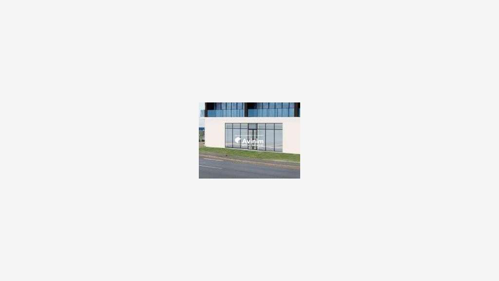 Cellule neuve 116m² à louer à Orléans Ouest