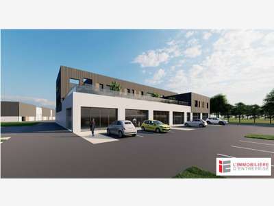 Local commercial 365m² à louer à La Mezière