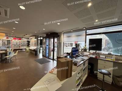 Location Locaux commerciaux - Boutiques à Lanester