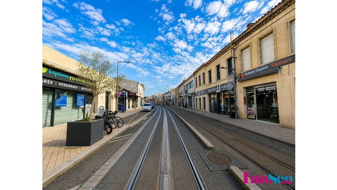 A louer local commercial 406m² au Bouscat