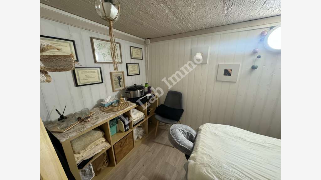A louer local commercial 21m² au Havre St-François