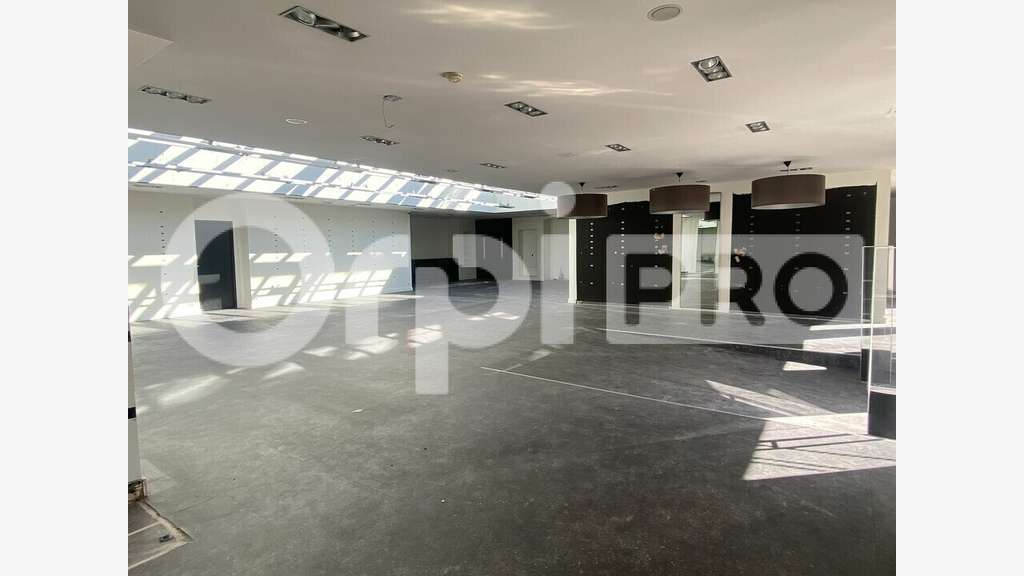 A louer local commercial 469m²au Havre Halles
