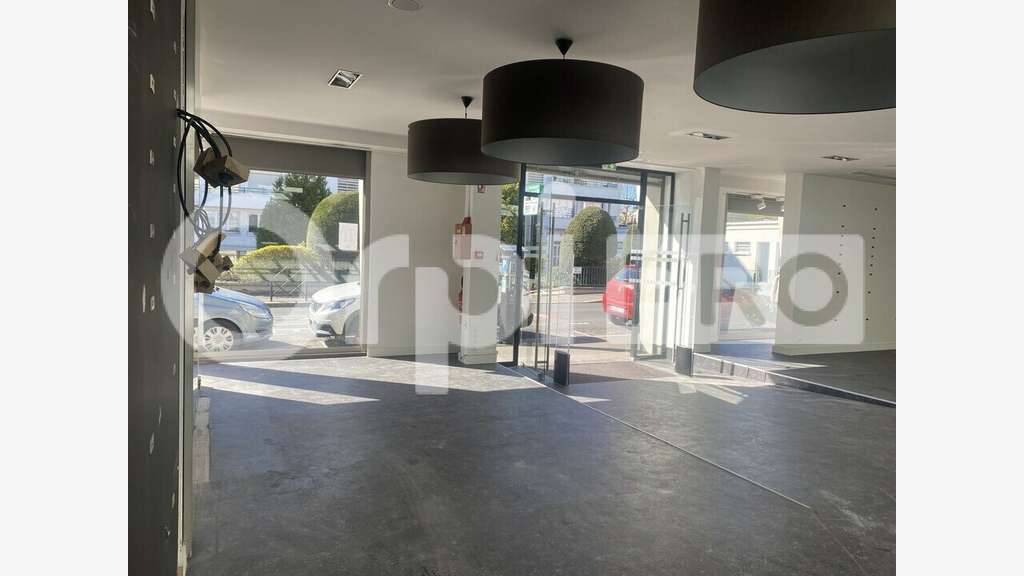 A louer local commercial 469m²au Havre Halles
