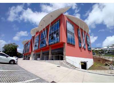 Location Locaux commerciaux - Boutiques au Lamentin