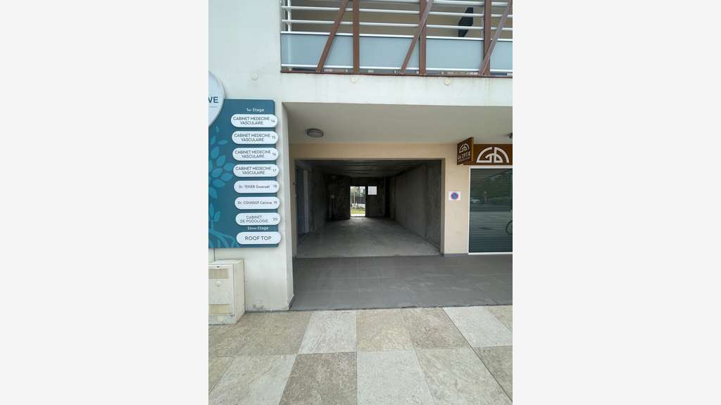 A louer local commercial de 31,19m² Le Moule 