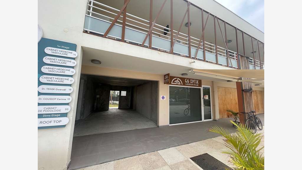 A louer local commercial de 31,19m² Le Moule 