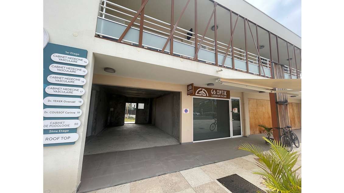 A louer local commercial de 31,19m² Le Moule 