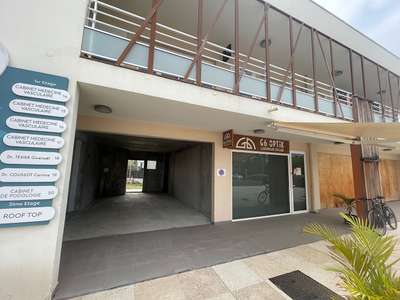 A louer local commercial de 31,19m² Le Moule 