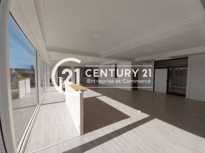 A louer local commercial 157m² Le Pouliguen