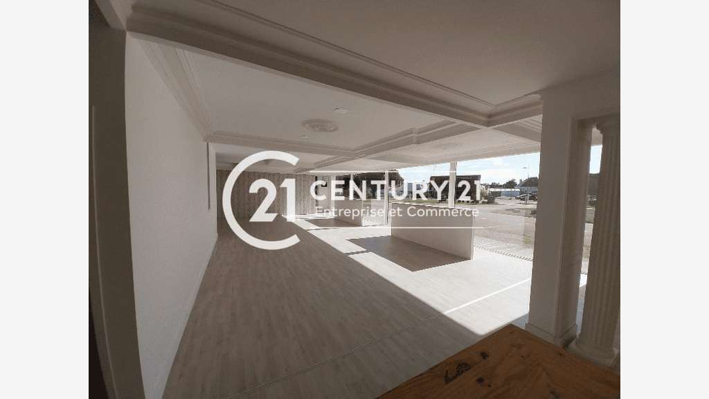 A louer local commercial 157m² Le Pouliguen