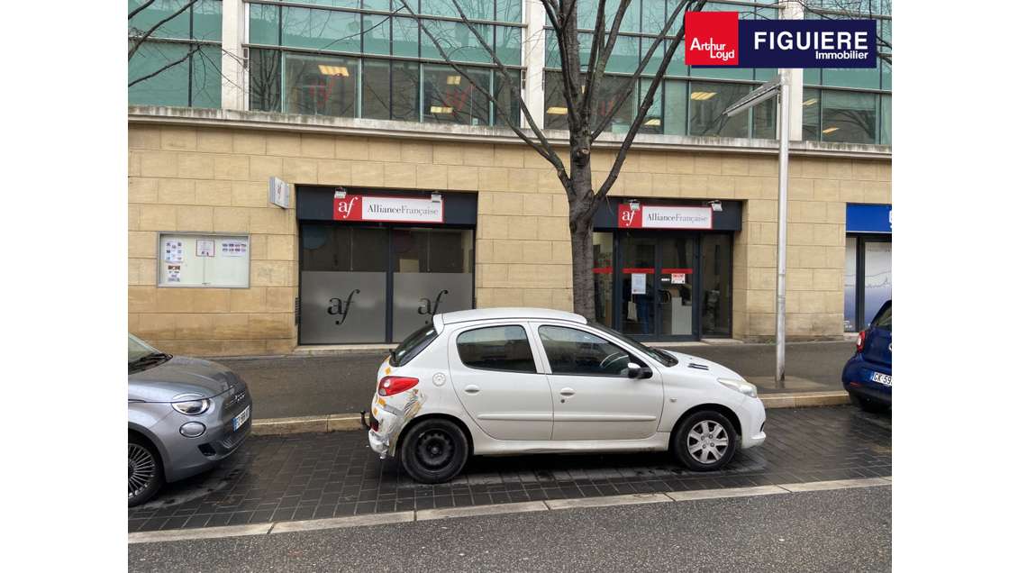 Local 87m² à louer Côté Allées Provençales