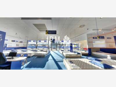 A louer local commercial 1036m²  Plan De Campagne