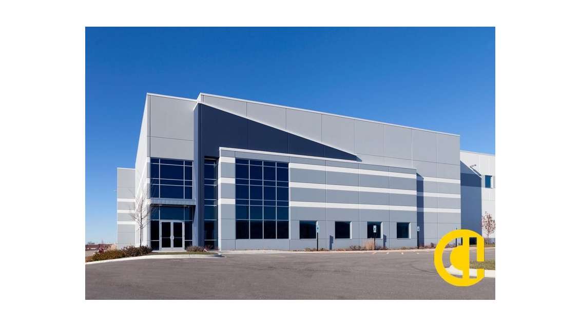 Location local 166m² entrée de Villefranche D306 