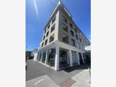 A louer local haut de gamme 84m² à Lorient