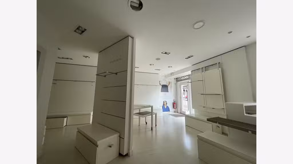 Local commercial 50m² à louer à Lorient centre