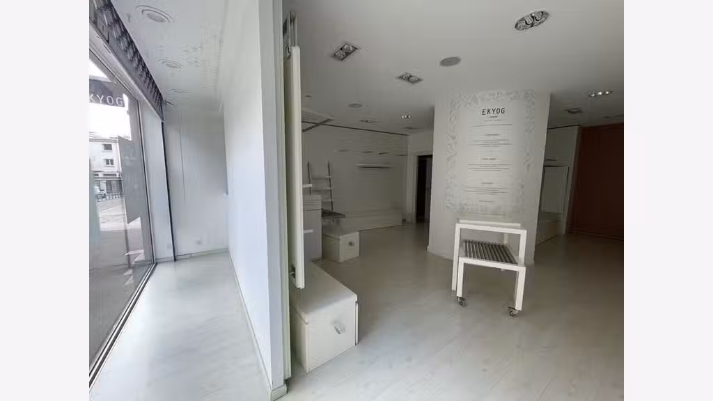 Local commercial 50m² à louer à Lorient centre