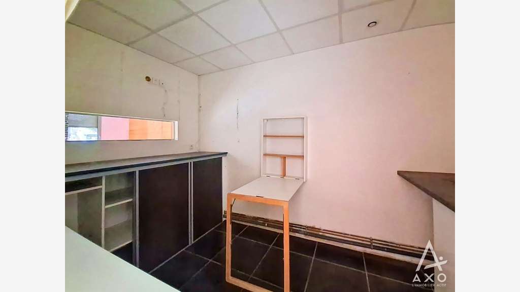 A louer local commercial 57m² à Lourdes