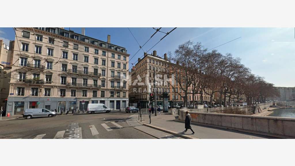 Local commercial 210m² à louer à Lyon 69001