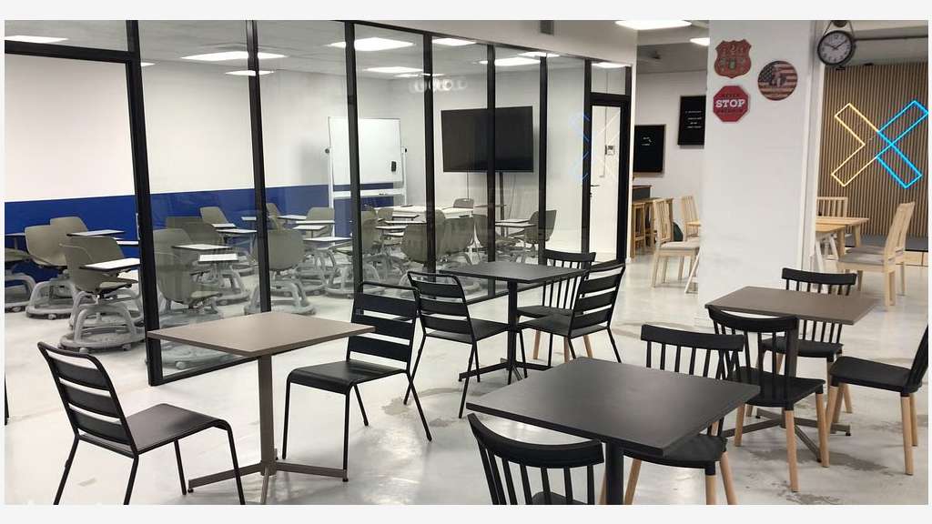 Location local commercial 290m² Lyon 2 Confluence