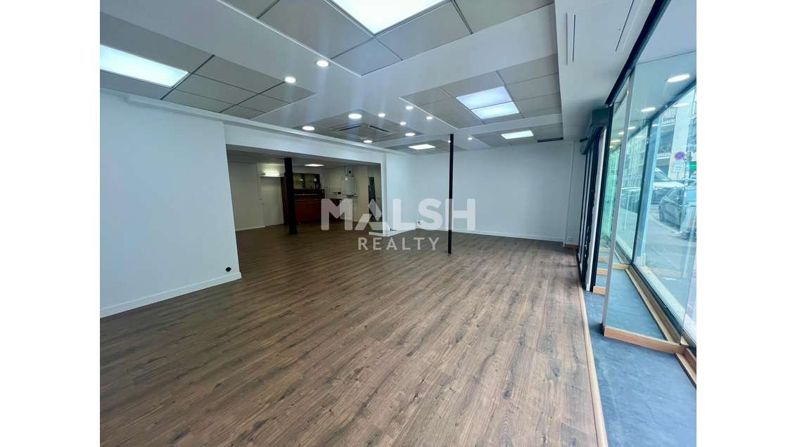 A louer local commercial 80m² à Lyon 3e Montchat