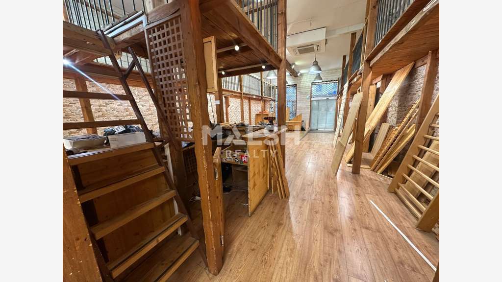 Local commercial à louer 174m² à Lyon 3e Liberté 