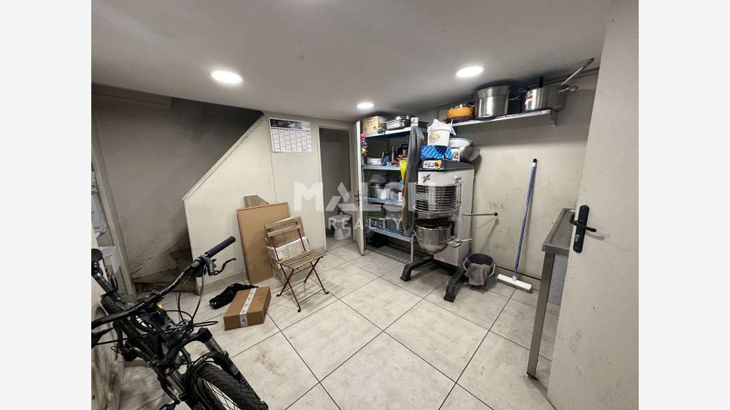 A louer local commercial 70m² à Lyon 6e