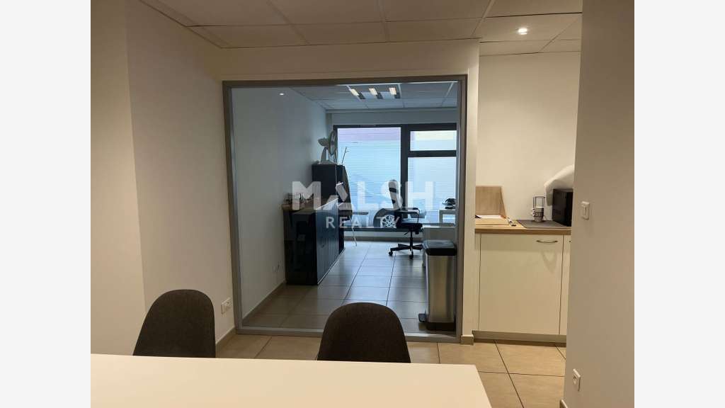Local commercial 77m² à louer à Lyon 6e