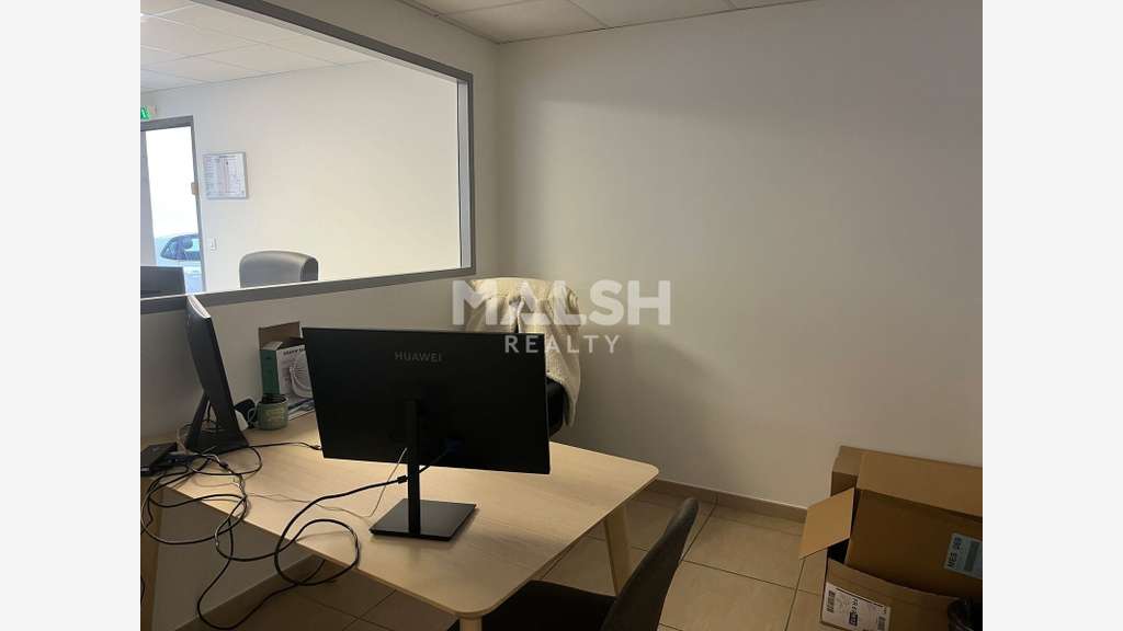 Local commercial 77m² à louer à Lyon 6e