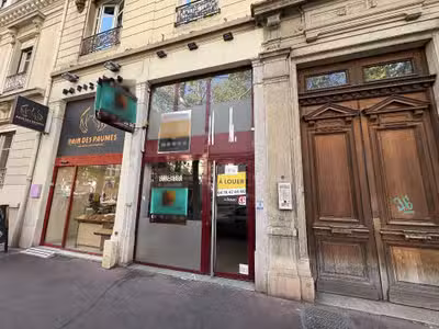 Local à louer à Lyon 8e Avenue des Frères Lumiere