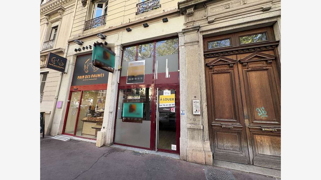 Local à louer à Lyon 8e Avenue des Frères Lumiere