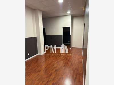 A louer local commercial de 105m² Marseille 13011