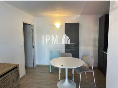 A louer local commercial 35m² à Marseille 13eme