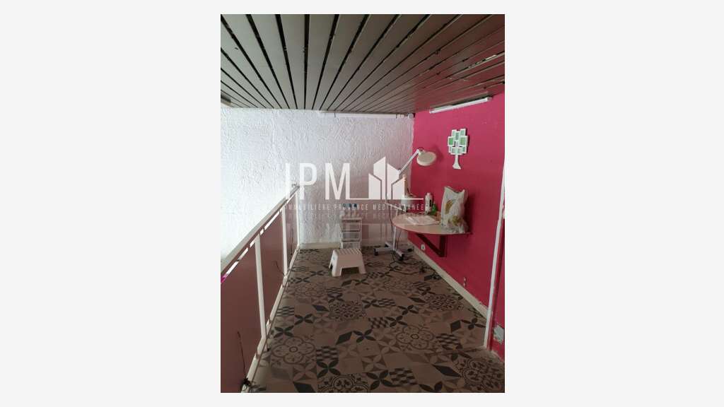 A louer local salon coiffure 41m²  13014 Marseille