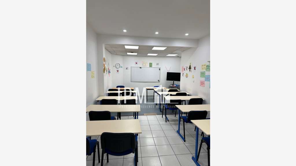 A louer local commercial de 150m² Marseille 13001
