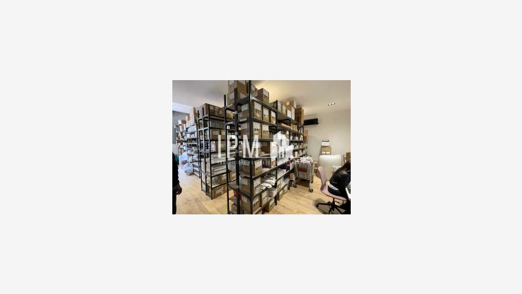 A louer local commercial 80m² Marseille 13003
