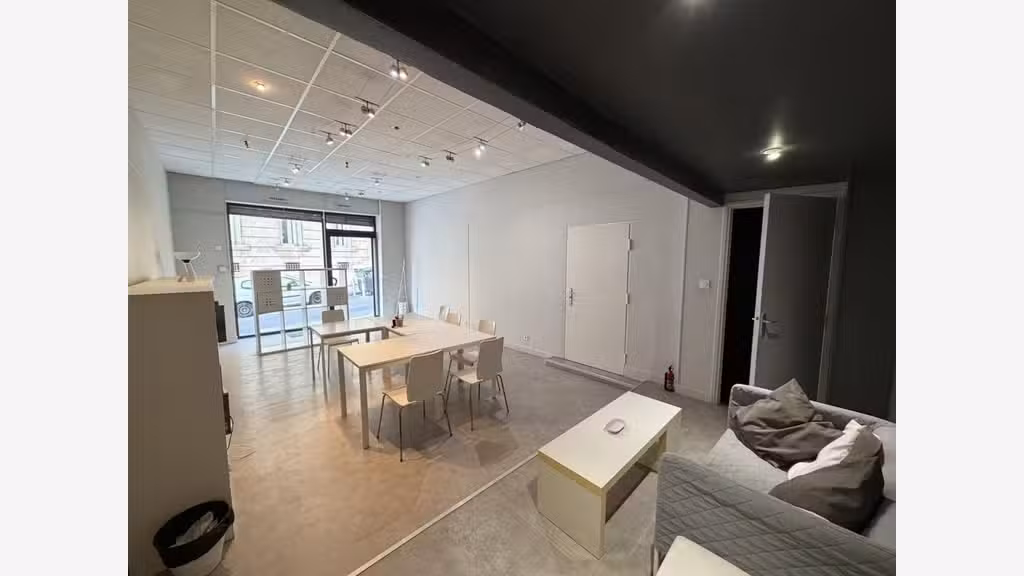 A louer local 94m² Marseille Rue du Docteur Fiolle