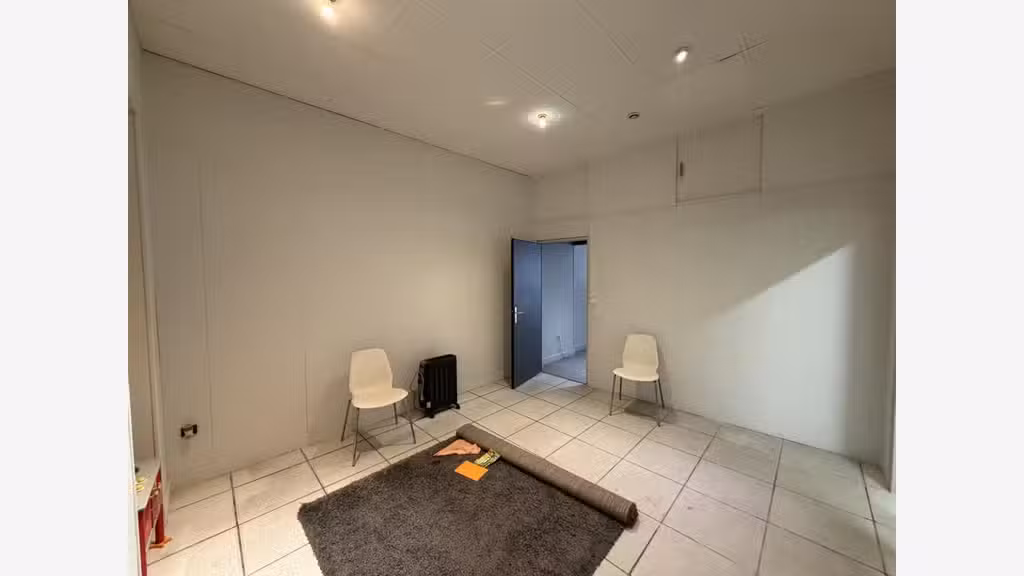 A louer local 94m² Marseille Rue du Docteur Fiolle
