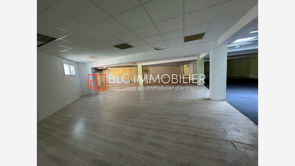 Local 370m² à louer à Marseille 7e Saint-Lambert